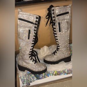 DOLLSKILL - clubexx limited edition icy bling platform combat boots! Woman’s 10